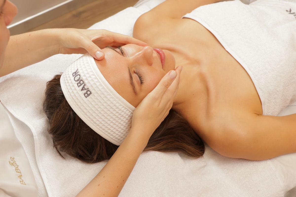 УХОД ДЛЯ СУХОЙ КОЖИ